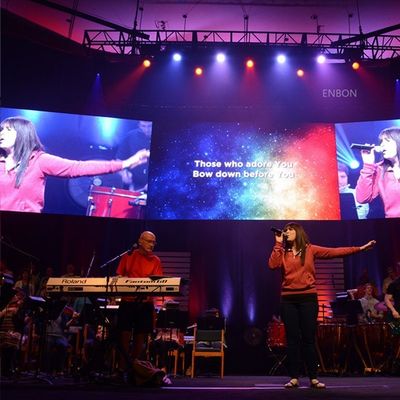 P3.91 AC110V จอแสดงผล LED แบบ Full Color ในร่ม SMD2020 2880HZ