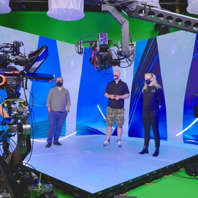 HD 16 บิต P1.95 การถ่ายภาพพื้นหลังหน้าจอ XR LED เสมือนในร่ม