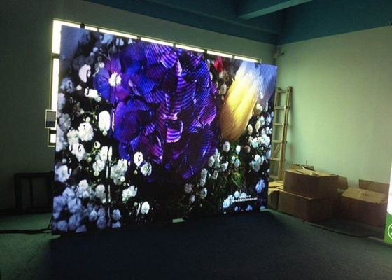 ความสว่างสูง P10 จอแสดงผล LED แบบ สีเต็ม แสดง ในร่มโฆษณา