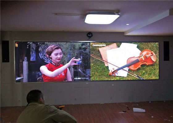 จอแสดงผล LED Hd ความสว่างสูง P1.25 ป้ายโฆษณาดิจิตอลในร่มมุมมอง 140 °