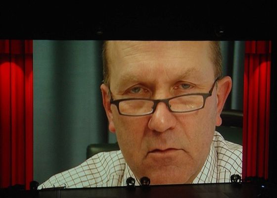 แบบพกพา SMD2020 900nits Creative LED Display Advertising P2.5