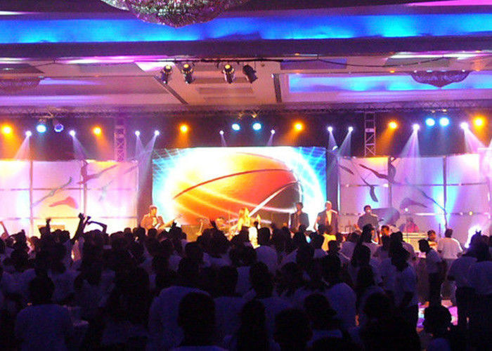 P3.9 P4.8 ผนังวิดีโอขนาดใหญ่แสดงผลหน้าจอ Hd LED สำหรับคอนเสิร์ตผนังสถานีโทรทัศน์